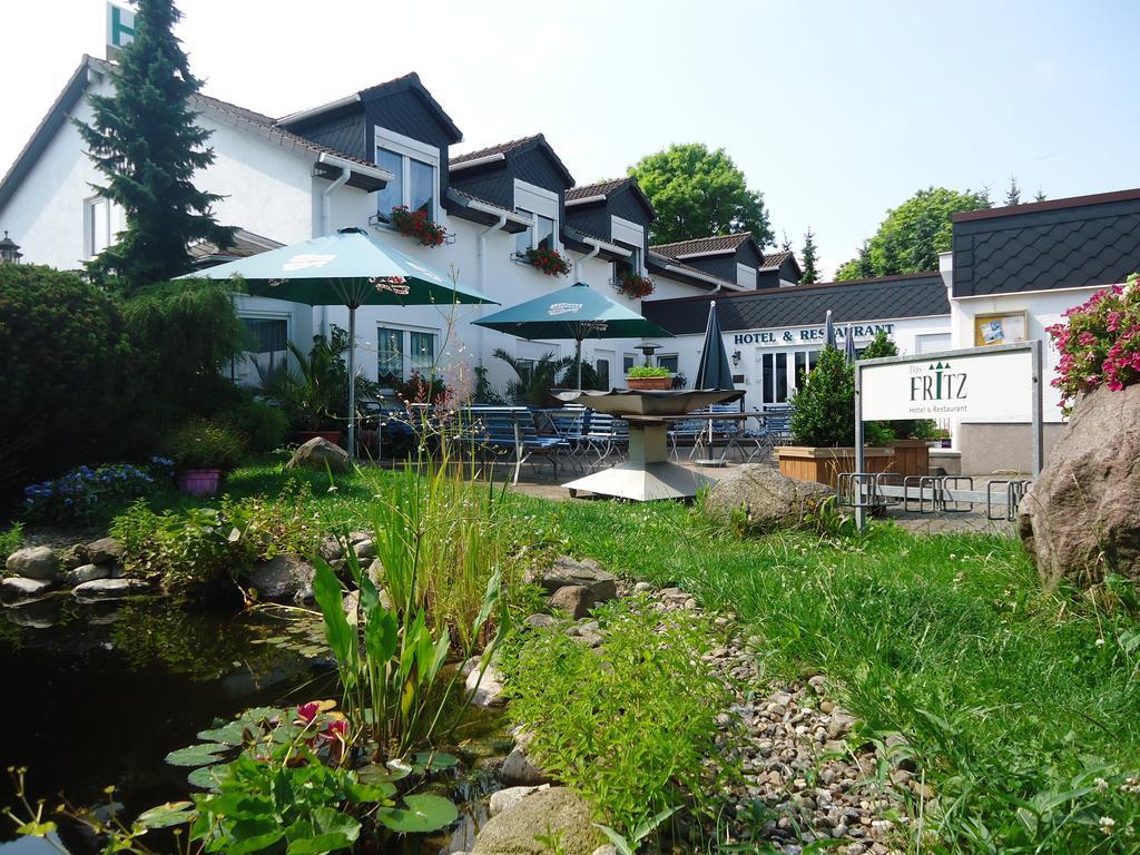 Das Fritz Hotel Schwerin Schoene Lage Im Gruenen Mit Regionaler Kueche Kostenfreien Parkplaetzen Und E Ladestation Exterior foto